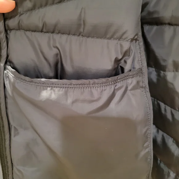 Women's Gray Puffer Jacket - Picture 9 of 13